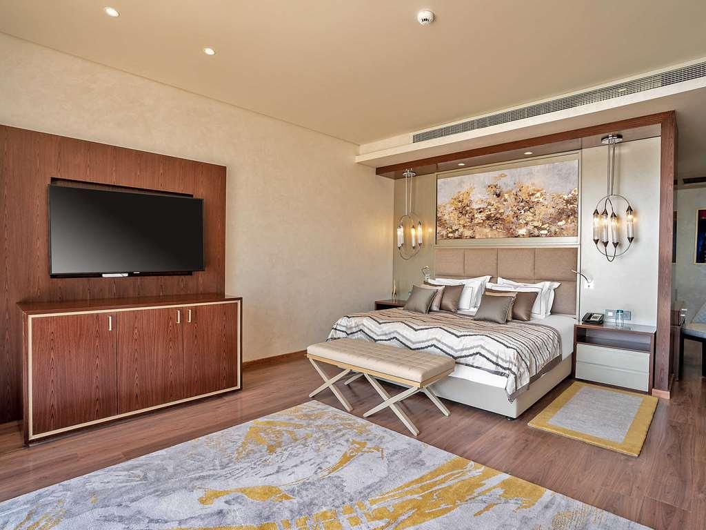 Rixos Premium Magawish Suites And Villas Hurghada Room photo
